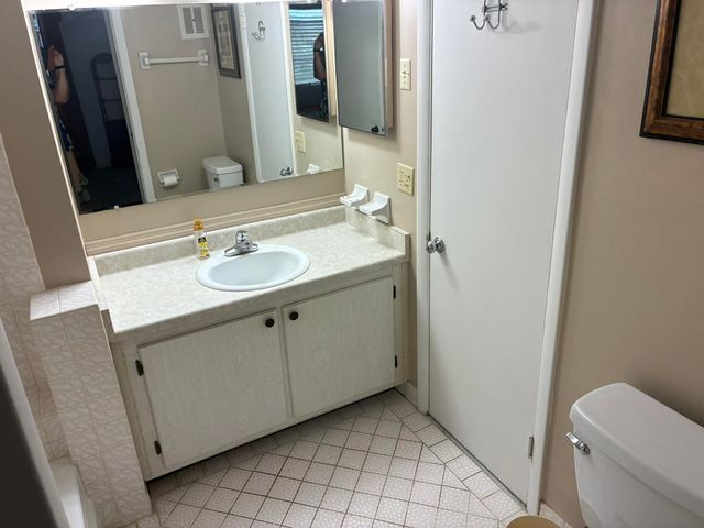 659 W Oakland Park Boulevard 204, Oakland Park, FL 33311