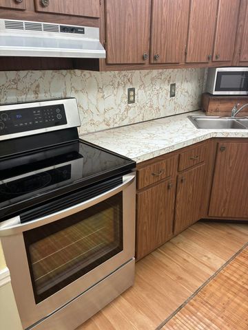 659 W Oakland Park Boulevard 204, Oakland Park, FL 33311