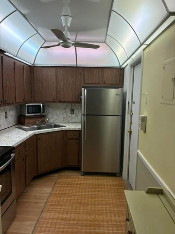 659 W Oakland Park Boulevard 204, Oakland Park, FL 33311