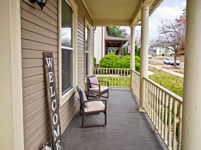 506 W Oneida Street, Joliet, IL 60435