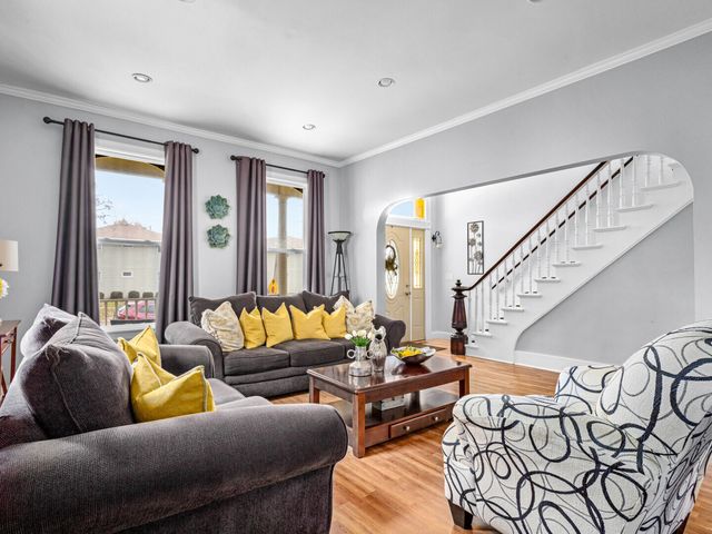 506 W Oneida Street, Joliet, IL 60435