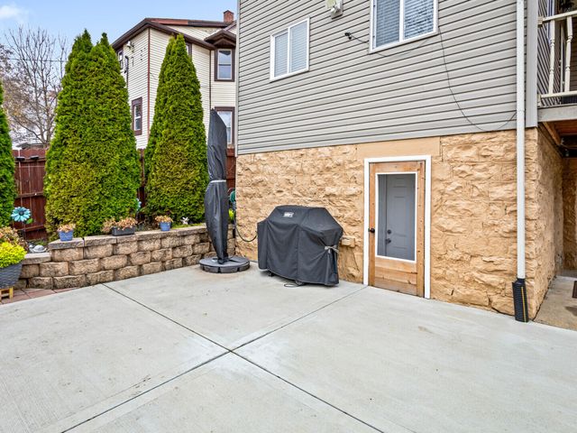 506 W Oneida Street, Joliet, IL 60435