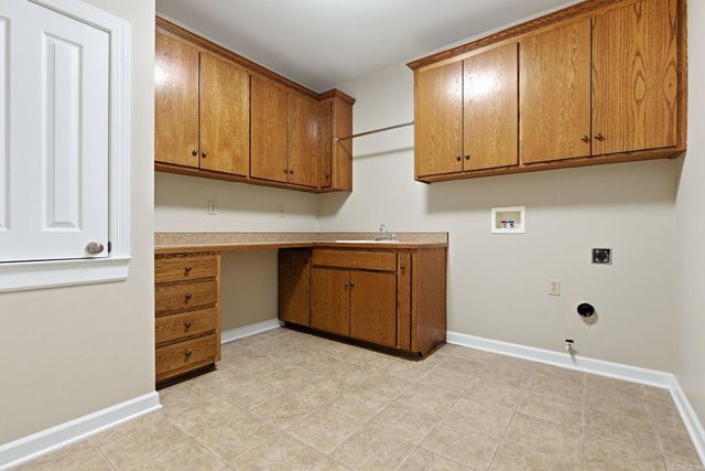 1219 WAR EAGLE, Alexander, AR 72002