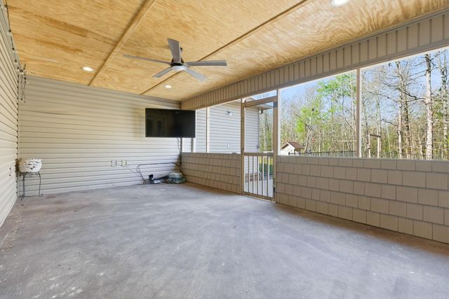 1219 WAR EAGLE, Alexander, AR 72002