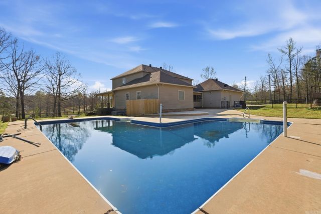 1219 WAR EAGLE, Alexander, AR 72002