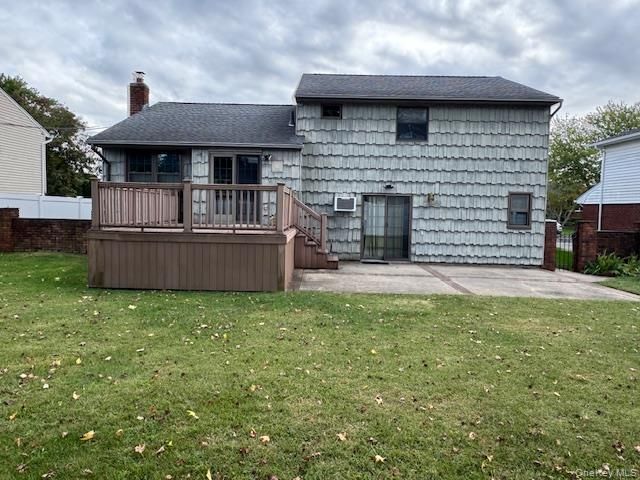 24 Patricia Lane, Syosset, NY 11791