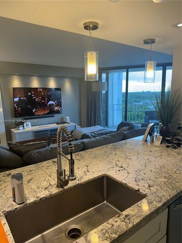 1000 Quayside Ter 905, Miami, FL 33138