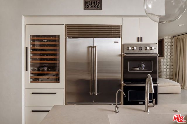 870 Haverford Avenue 303, Pacific Palisades (los Angeles), CA 90272