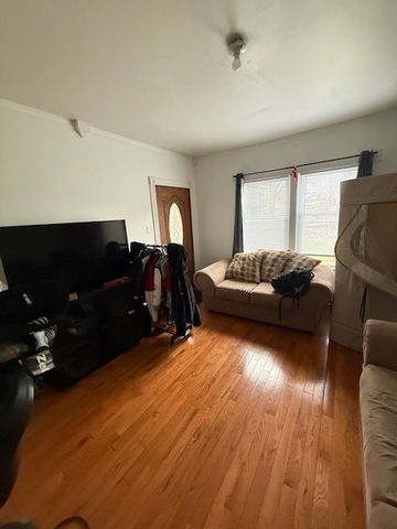 2355 N Newland Avenue, Chicago, IL 60707
