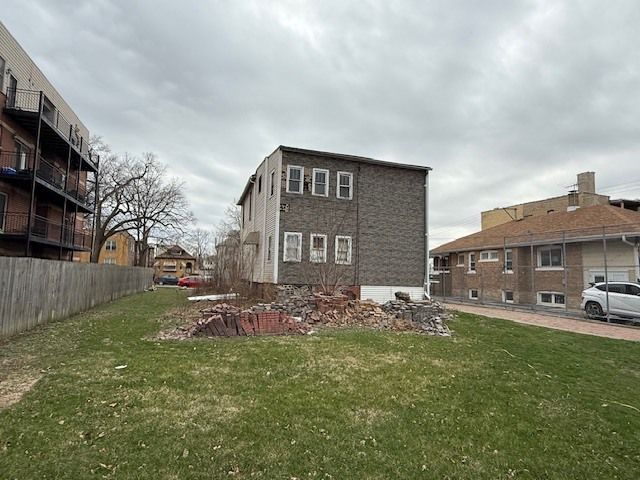 2355 N Newland Avenue, Chicago, IL 60707