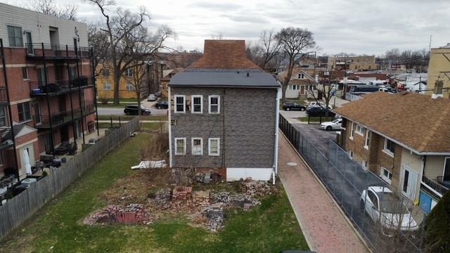 2355 N Newland Avenue, Chicago, IL 60707