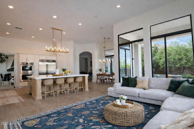 9995 E Ridgerunner Drive, Scottsdale, AZ 85255