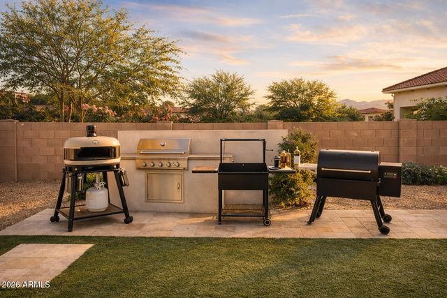 9995 E Ridgerunner Drive, Scottsdale, AZ 85255