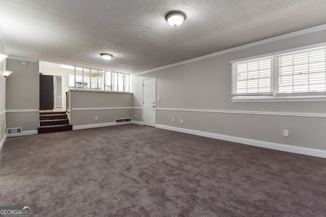 627 Rockborough Drive, Stone Mountain, GA 30083