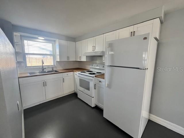 4754 17TH STREET, Zephyrhills, FL 33542