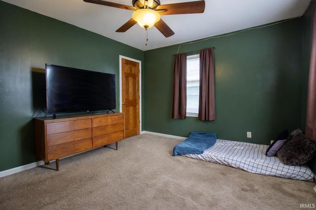 214 N Dwiggins Street, Griffith, IN 46319