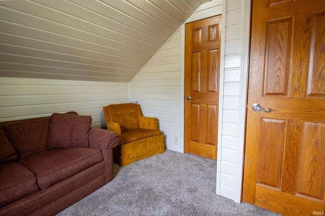 214 N Dwiggins Street, Griffith, IN 46319