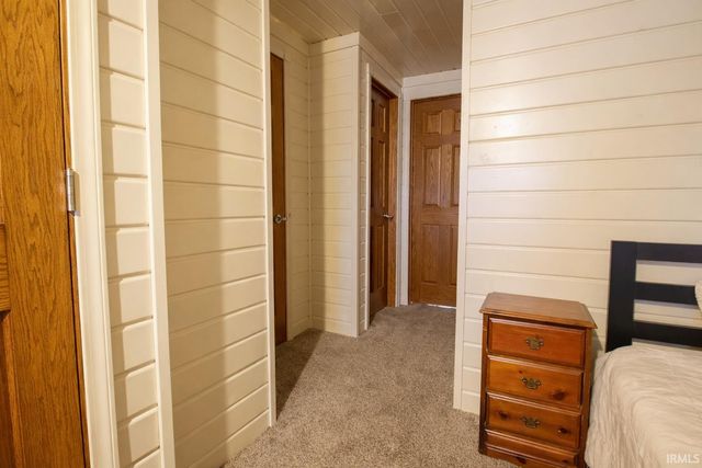 214 N Dwiggins Street, Griffith, IN 46319