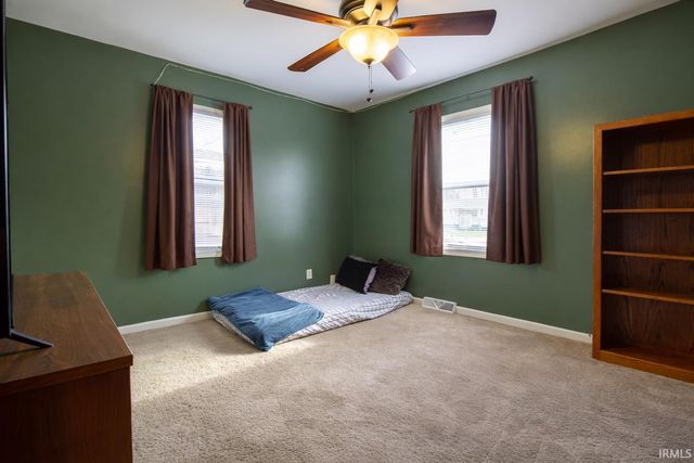 214 N Dwiggins Street, Griffith, IN 46319