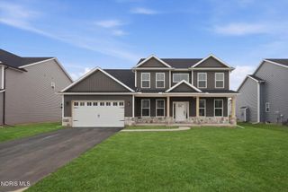 8801 Harlow Court, Sylvania, OH 43560