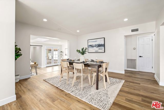 6701 NOBLE Avenue, Van Nuys (los Angeles), CA 91405