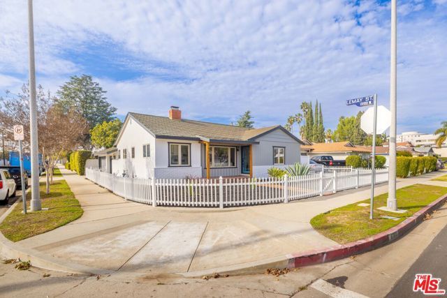 6701 NOBLE Avenue, Van Nuys (los Angeles), CA 91405