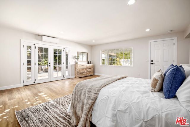 6701 NOBLE Avenue, Van Nuys (los Angeles), CA 91405