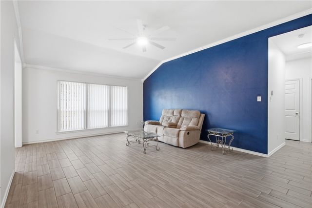 4910 Lake Livingston Dr, Corpus Christi, TX 78413