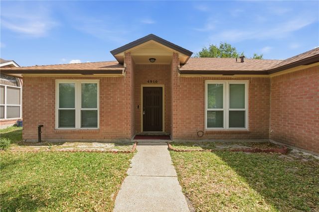 4910 Lake Livingston Dr, Corpus Christi, TX 78413