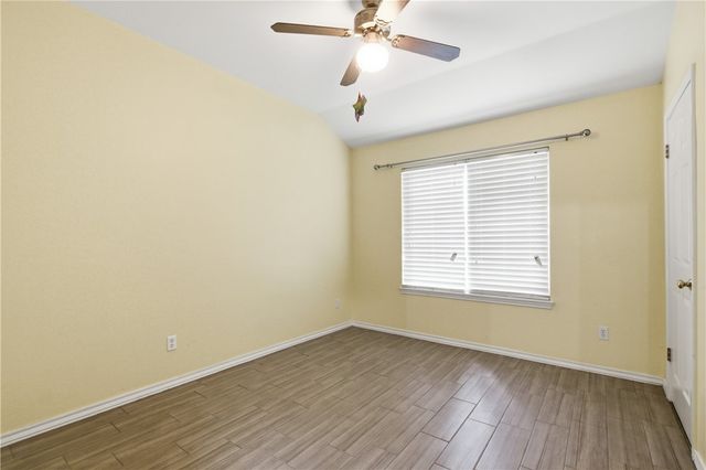 4910 Lake Livingston Dr, Corpus Christi, TX 78413