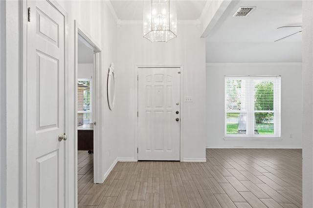 4910 Lake Livingston Dr, Corpus Christi, TX 78413