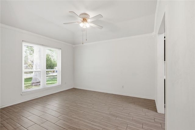 4910 Lake Livingston Dr, Corpus Christi, TX 78413