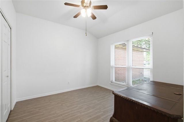 4910 Lake Livingston Dr, Corpus Christi, TX 78413