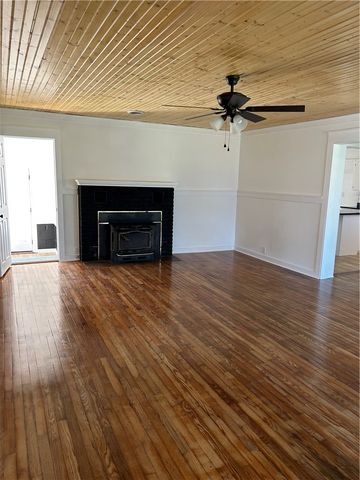 311North Main Avenue, Lincoln, AR 72744