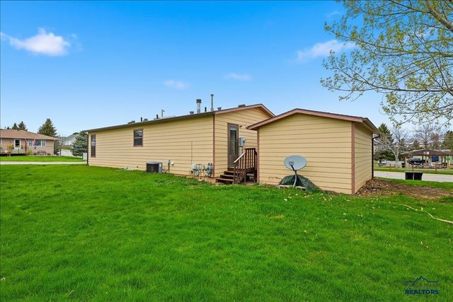 3203 7TH AVE, Spearfish, SD 57783