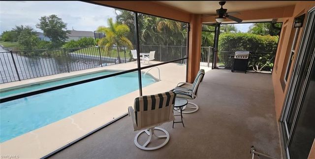 826 32nd TER, Cape Coral, FL 33914