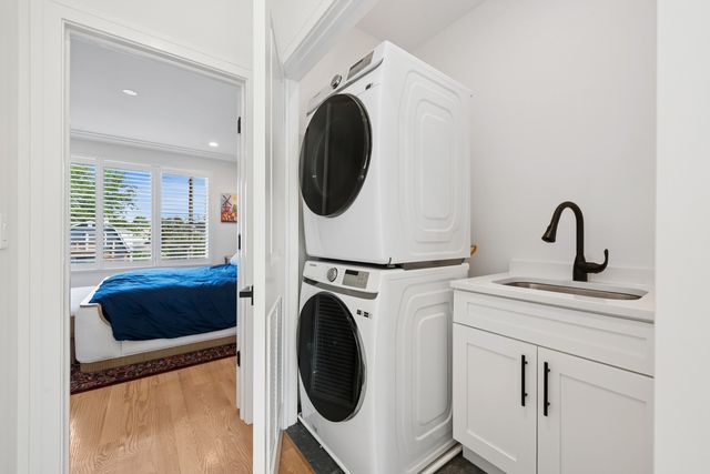 5348 W Argyle Street, Chicago, IL 60630