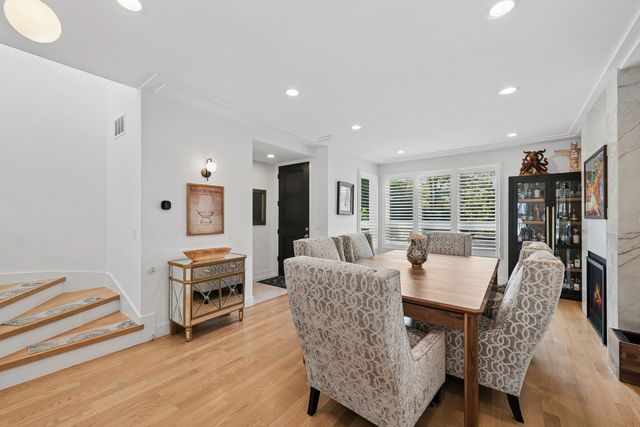 5348 W Argyle Street, Chicago, IL 60630