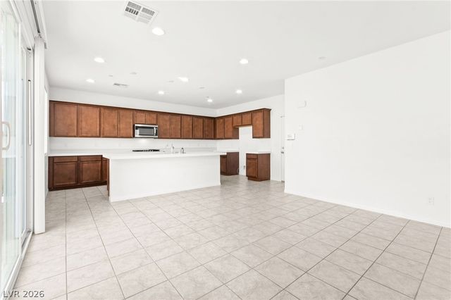 528 Sunny Pointe Street, Henderson, NV 89011