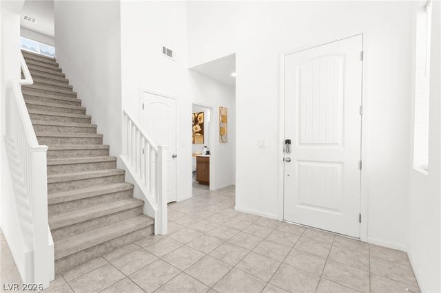 528 Sunny Pointe Street, Henderson, NV 89011