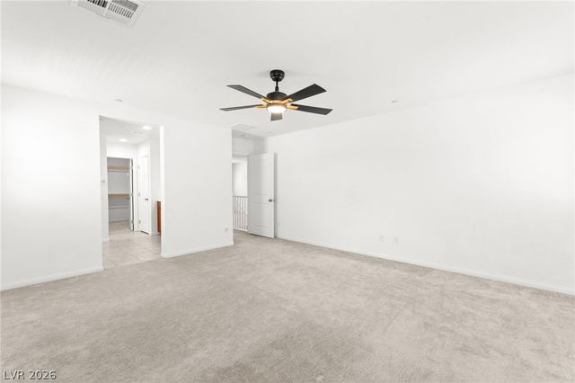 528 Sunny Pointe Street, Henderson, NV 89011