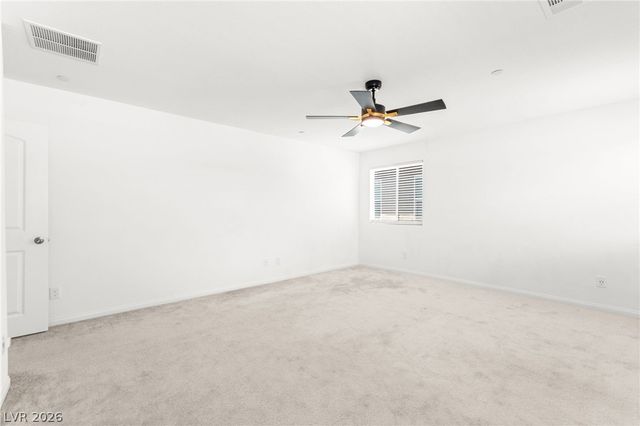 528 Sunny Pointe Street, Henderson, NV 89011