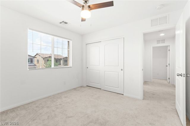 528 Sunny Pointe Street, Henderson, NV 89011