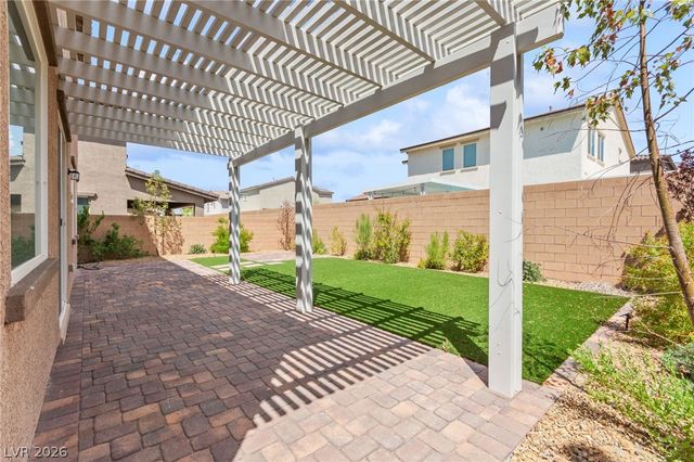 528 Sunny Pointe Street, Henderson, NV 89011