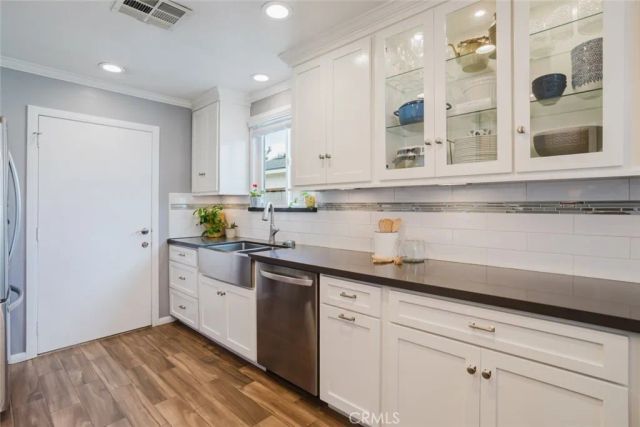 6124 N Fairvale Drive, Azusa, CA 91702
