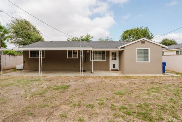 6124 N Fairvale Drive, Azusa, CA 91702