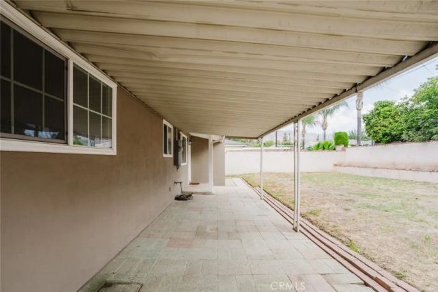 6124 N Fairvale Drive, Azusa, CA 91702