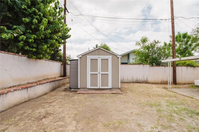 6124 N Fairvale Drive, Azusa, CA 91702