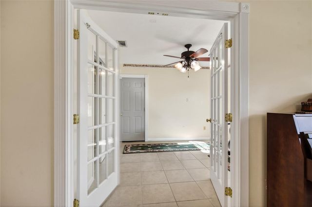 1245 N PINEAPPLE LANE, Eustis, FL 32726