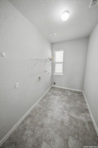 6810 Comanche Band, San Antonio, TX 78233